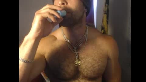 izak144 online show from June 10, 6:51 pm