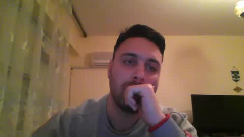 izakgotthatcums online show from December 25, 4:33 am