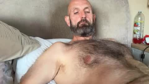 izzysboytoy1 online show from June 19, 7:09 pm