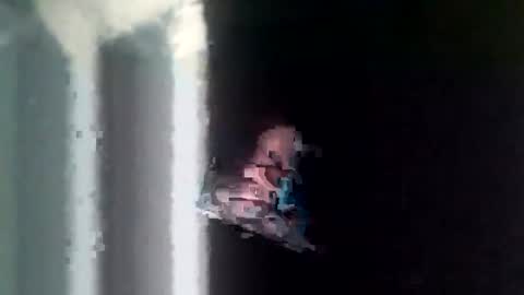 J32821 online show from March 21, 10:42 am