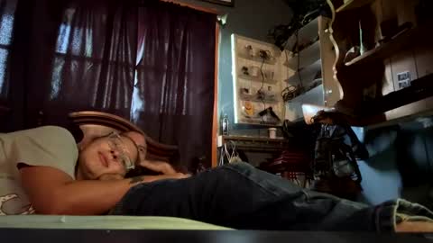 JayandJ713 online show from September 14, 4:41 pm