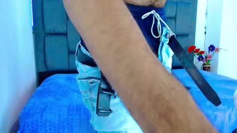 John Smith online show from February 14, 9:28 pm