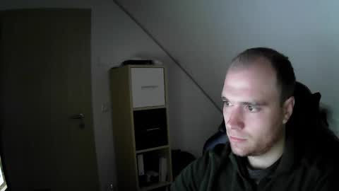 here4y online show from November 10, 7:33 am