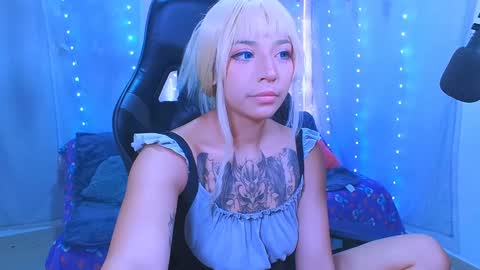 jade 18  online show from December 7, 6:43 pm