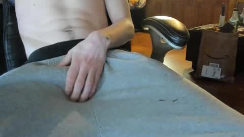 jaay1223 online show from March 3, 6:42 am