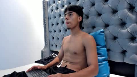 Jacoock online show from November 20, 4:00 am