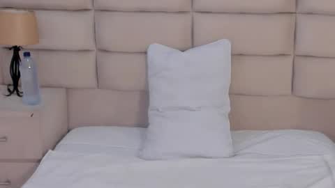 Jack White online show from March 2, 4:28 am