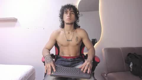 Jackes Taylor online show from February 1, 7:16 am