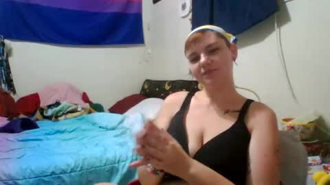 jackiepascal online show from June 27, 5:13 am