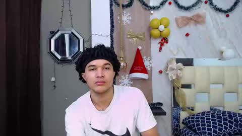 JAKSON online show from December 22, 2:40 am