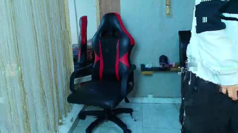 JAKSON online show from April 13, 9:30 pm