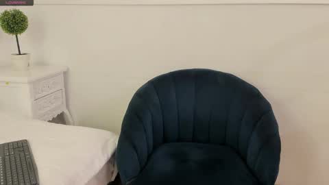 jackson_rush online show from October 7, 6:42 am