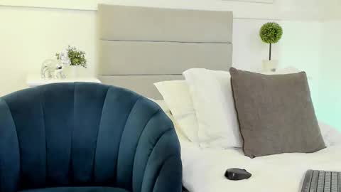 jackson_rush online show from October 9, 7:03 am