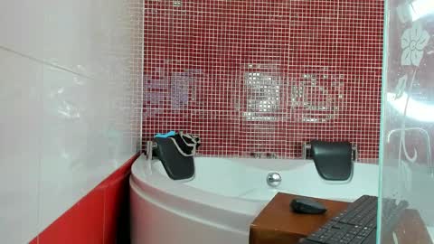 Jackson  online show from January 25, 12:06 am