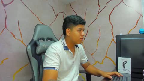 Jackson  online show from March 4, 2:49 am