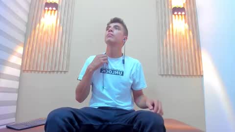 JACOB online show from December 1, 7:23 pm