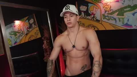 JACOB JAMES online show from June 4, 10:05 pm