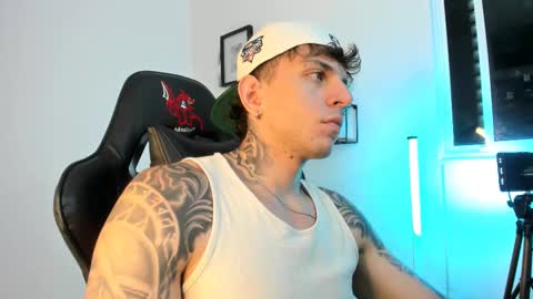 jacobb116 online show from March 6, 2:41 am