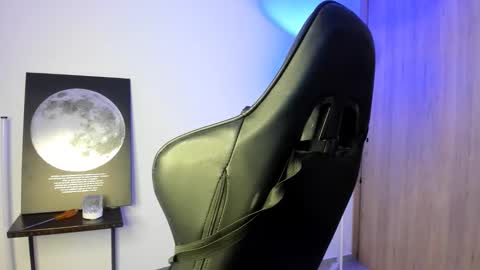 jacobb116 online show from February 19, 2:00 am