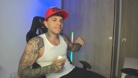 jacobb116 online show from October 1, 12:54 am