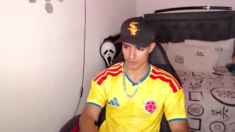 Jacobbakerr online show from April 8, 4:59 am