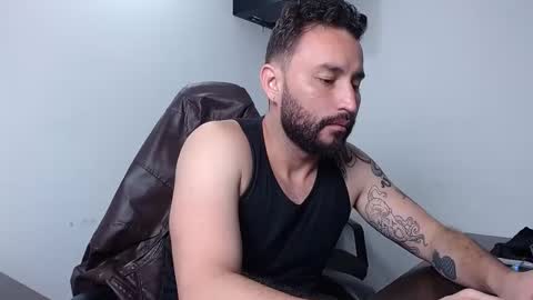 Snapshot of jacobkingd chatting on October 1, 3:05 am jacobkingd online show from October 1, 3:05 am