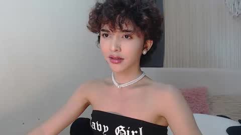 Snapshot of jade_the_vergin02 chatting on October 20, 6:46 pm Adriana online show from October 20, 6:46 pm