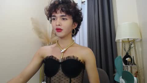 Snapshot of jade_the_vergin02 chatting on October 2, 6:45 am Adriana online show from October 2, 6:45 am