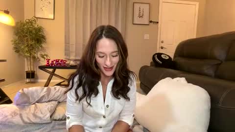 sexyeyes neverlie  online show from January 19, 11:20 am