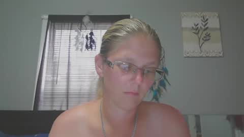 JadeLuv online show from May 21, 6:03 pm