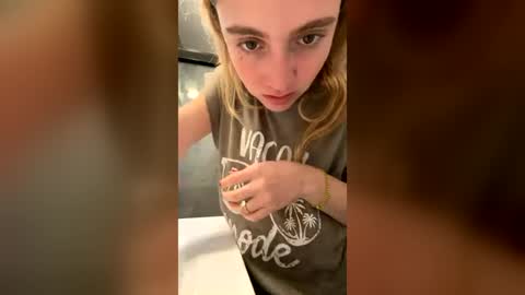 jademonroe0522 online show from July 14, 10:21 am