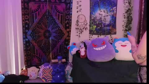 jadeplant online show from February 21, 7:32 pm