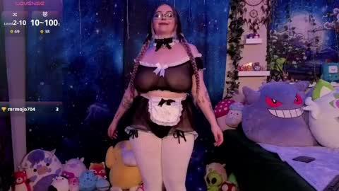 jadeplant online show from April 11, 12:37 am