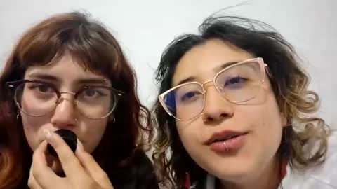 jades568224 online show from February 17, 4:55 am