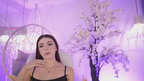 Jade Summer online show from September 25, 11:50 am