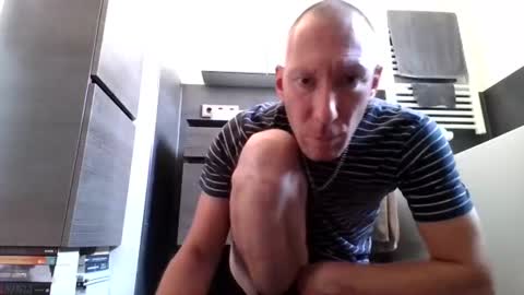 jak_81 online show from July 22, 6:48 am