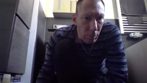 jak_81 online show from May 19, 5:58 am