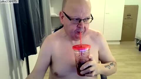 Jake2309 online show from March 9, 7:29 pm