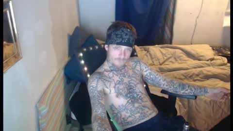 showingitoff online show from November 20, 5:39 am