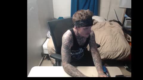 showingitoff online show from October 29, 7:14 pm