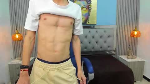 Snapshot of jake_evanss_ chatting on September 12, 10:56 pm JAKE online show from September 12, 10:56 pm