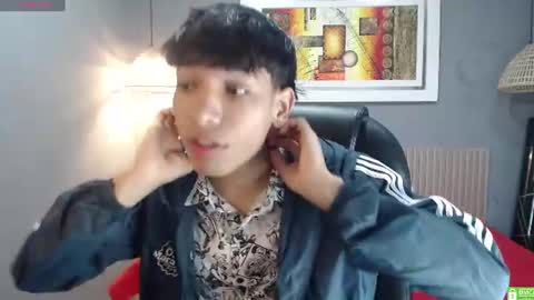 jake_falcon online show from July 30, 11:33 am