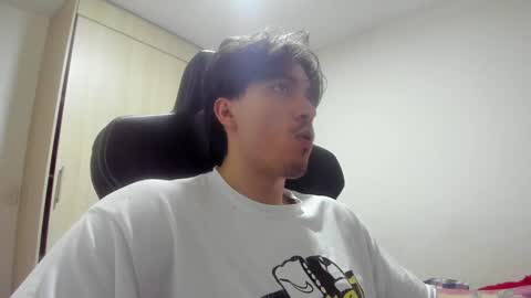 jake_murphy online show from February 6, 9:49 pm