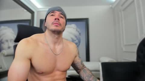 jakestone_1 online show from November 1, 4:44 am