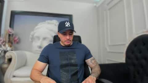 Snapshot of jakestone_1 chatting on October 16, 1:49 am jakestone_1 online show from October 16, 1:49 am