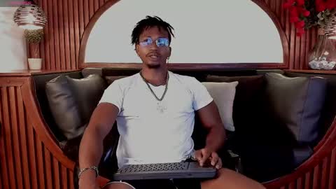   online show from June 1, 7:59 pm
