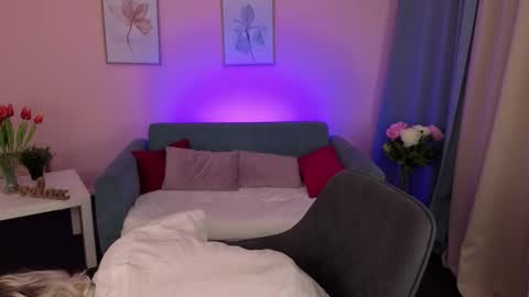 JameMiller online show from March 6, 9:14 pm