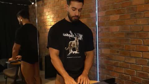 James Axel online show from February 7, 1:58 pm