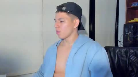 james_cr online show from February 15, 4:58 am