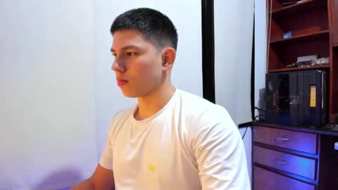 james_cr online show from February 16, 8:54 am